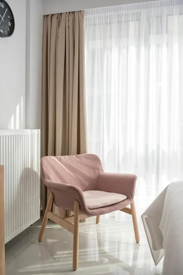 Apartment Ιωκα Suites / The Urbitality Project Thessaloniki Greece